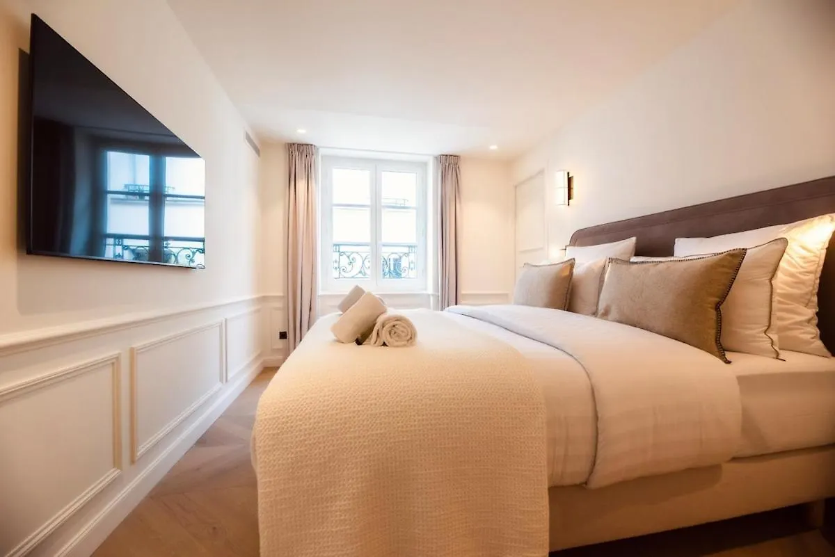 Apartamento Appartement De Luxe D'Une Chambre A Proximite Du Louvre III París
