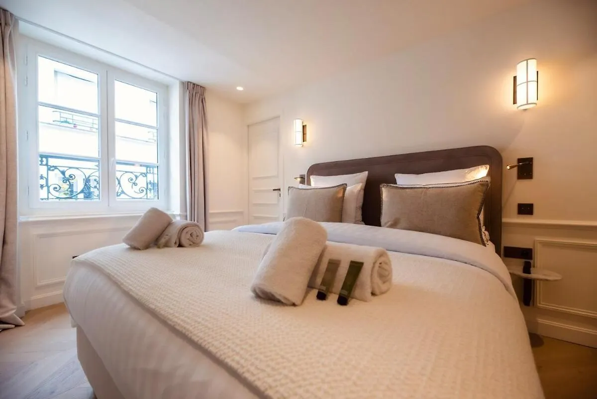 Apartamento Appartement De Luxe D'Une Chambre A Proximite Du Louvre III París